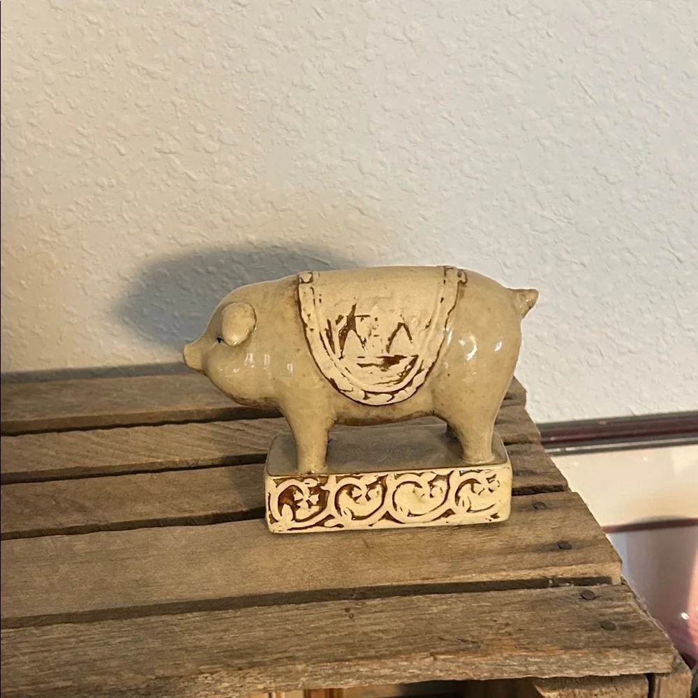 Rustic Cream Pig Figurine Farmhouse Chic